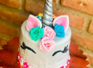 Una foto de 🦄Torta unicornio 🦄