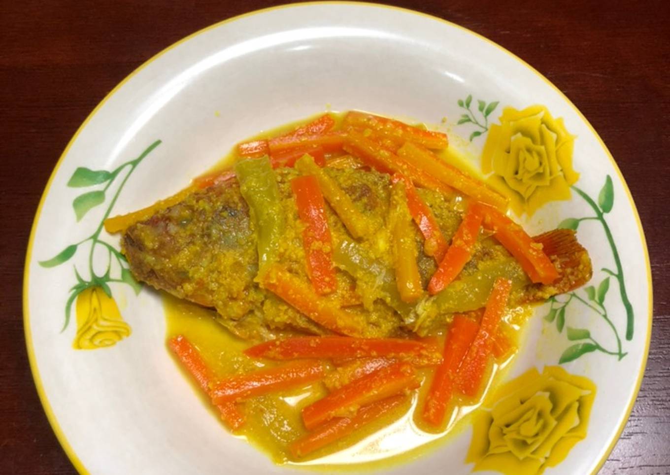 5. Pesmol Ikan Nila Acar Kuning