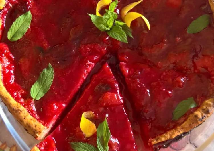 Crostata con la marmellata di prugne