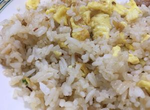 Foto resep Egg Fried Rice (+tips bikin nasi goreng enak)