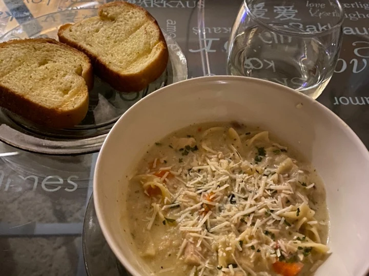 Simple Way Make Recipe Creamy Chicken Noodle Soup that is Delicious, Addictive}