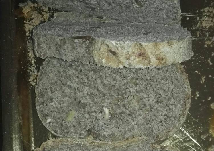Pan de dátiles y nueces