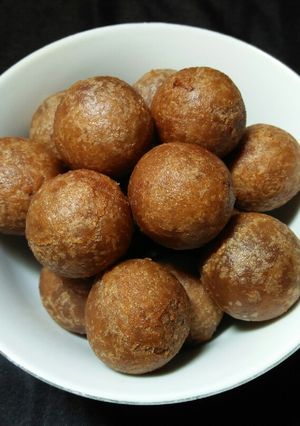 Foto resep Bola2 terigu (cemilan manis singkat cuma 4 bahan utama😉)