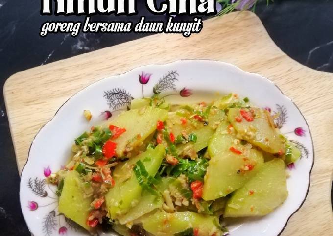 Resipi Timun Cina Goreng Bersama Daun Kunyit Oleh Hani Shaimi Cookpad