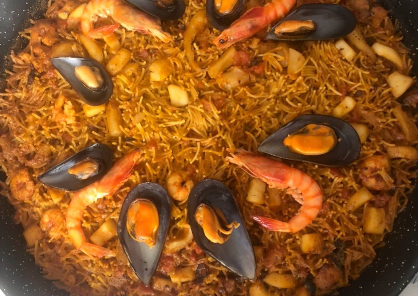 Fideuá de pescado