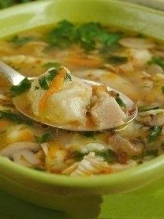 Фото Гречневый суп с грибами и картофельными клецками.