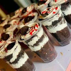 A picture of Cake parfait🥰.