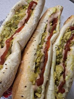 عکسی از دستور خفن ترین ساندویچ مرغ 🤤