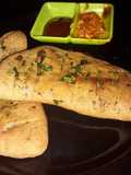 Stuffed garlic bread
