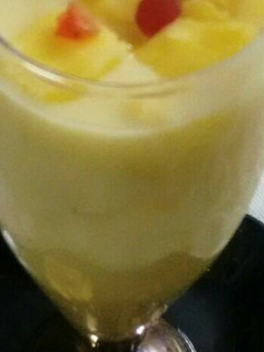 A picture of Mango shake.