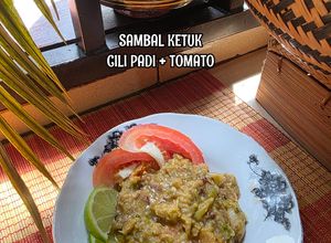 Gambar 12:7:26 - Sambal ketuk cili padi & tomato