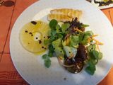 Ensalada con piña al natural y pollo