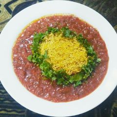 A picture of Sev tomato sabji.