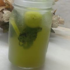 Mint lemonade margarita A picture of Mint lemonade margarita.