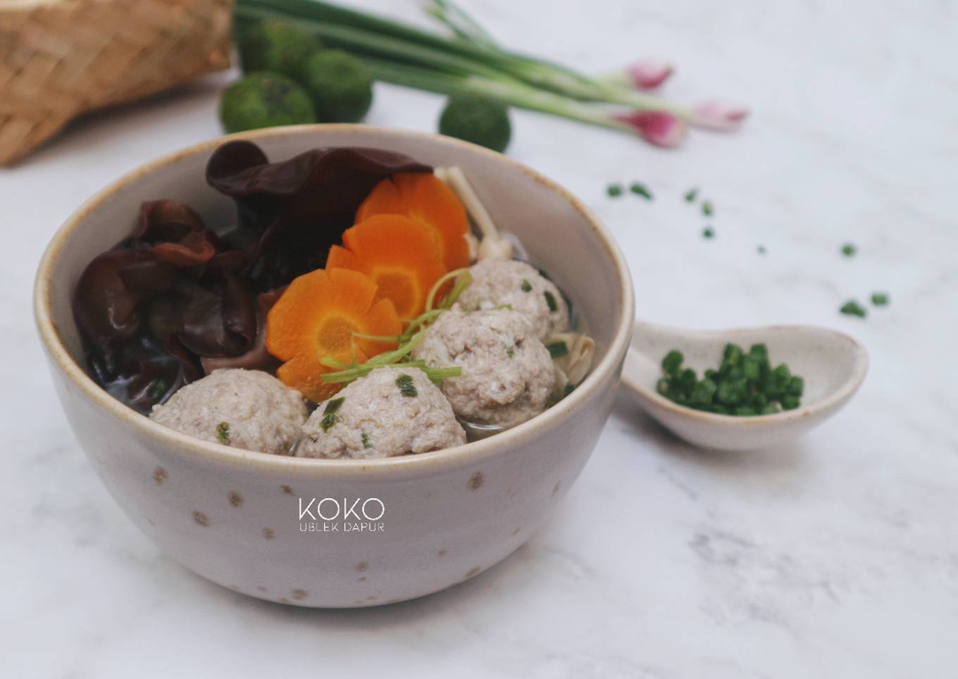 Sup Bakso Babi