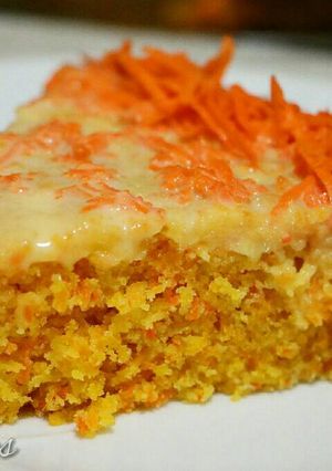 A picture of Carrot Cake with Butter & cream.