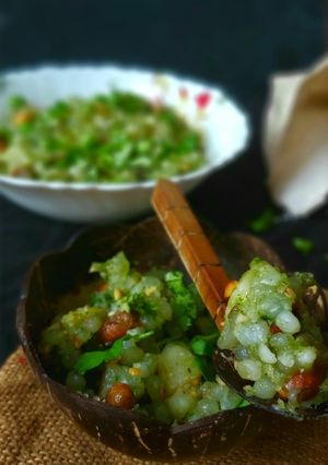 হারিয়ালি সাবুদানা খিচুড়ি (hariyali sabudana khichuri recipe in Bengali) রেসিপির প্রধান ছবি