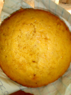 A picture of Homemade mini cake.