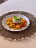 Ensalada de Tomate, Mango y Burrata