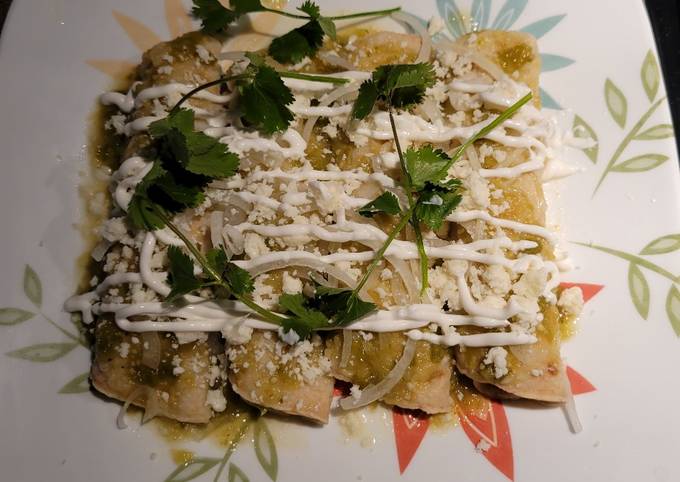 Enchiladas Verdes de Pollo Receta de Jorge Reyes- Cookpad