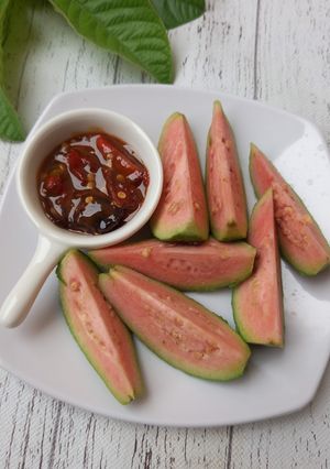 Foto resep Rujak Jambu Merah Biji