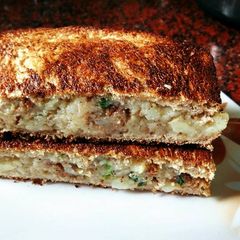 A picture of Aloo Masala Sandwich.