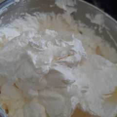 รูปของ Buttercream lembut simple