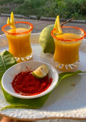 ઇન્સ્ટન્ટ આમ પન્ના (Instant Aam Panna Recipe In Gujarati) રેસીપી મુખ્ય ફોટો