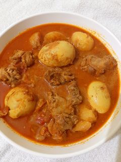 চিকেন এগ কারি(Chicken egg curry recipe in Bengali) রেসিপির প্রধান ছবি