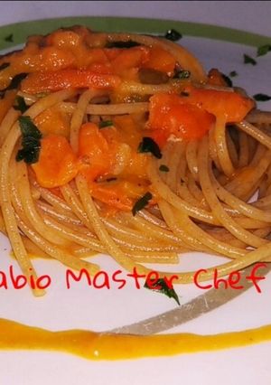 Foto di Spaghetti Integrali con Crema e Filetti di Peperoni alla Vodka