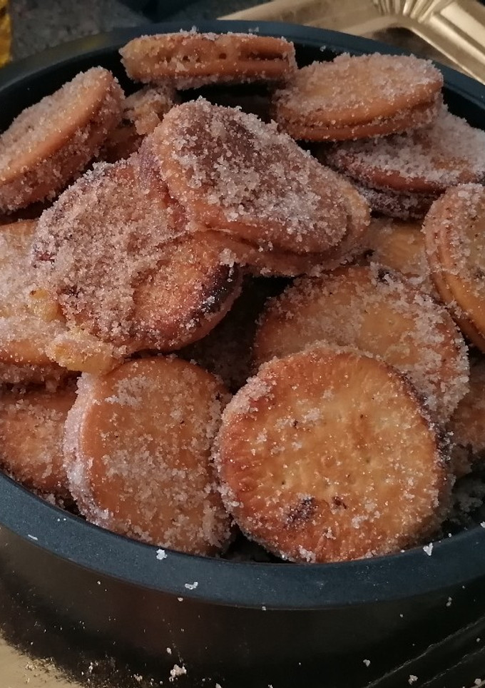 Una foto de Galletas rellenas fritas