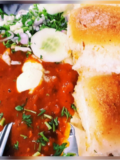 पाव भाजी(pav bhaji recipe in hindi) रेसिपी मुख्य फोटो