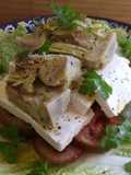 Alcachofas con queso feta