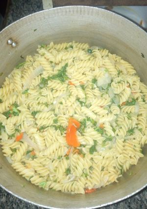 A picture of Macaroni.