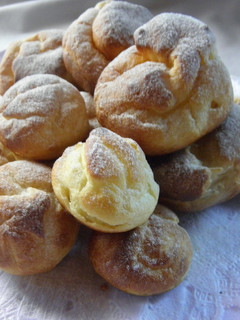 Una foto de Masa bomba o paté a choux con manteca o aceite
