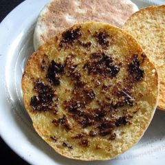 A picture of Frying Pan Plain Flour Bread.