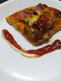 மஷ்ரூம் பீட்ஸா(MUSHROOM PIZZA RECIPE IN TAMIL) செய்முறை முக்கிய புகைப்படம்