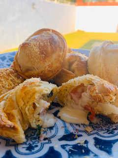 Una foto de Empanaditas Caprese