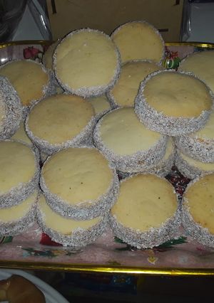 Una foto de Alfajorcitos de maicena (con aceite)