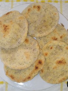Una foto de Pan Sin Gluten Sin Horno Fácil y Rápido(Pan Pita Sin Gluten)