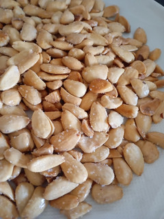Una foto de Almendras fritas