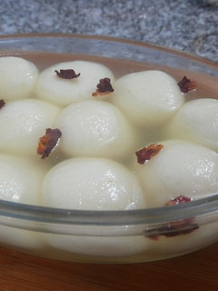 A picture of Rasgulla.