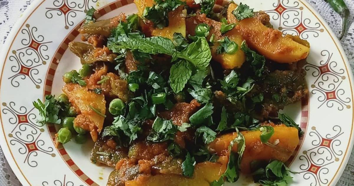 Sim motor ar aloor torkari(flat bean seeds,peas and potato sabji Recipe