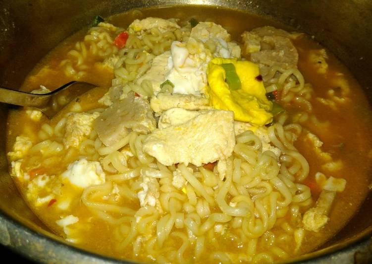 Mie Ramen kuah pedaass
