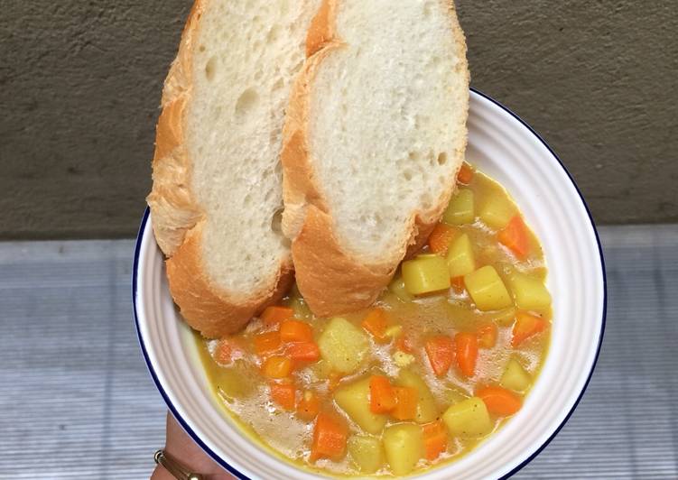 Japanes Curry with Baguette