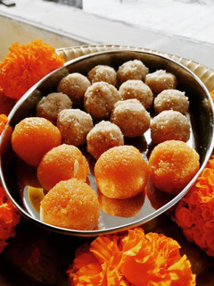 மோட்டிச்சூர் லட்டு #the.Chennai.foodie செய்முறை முக்கிய புகைப்படம்