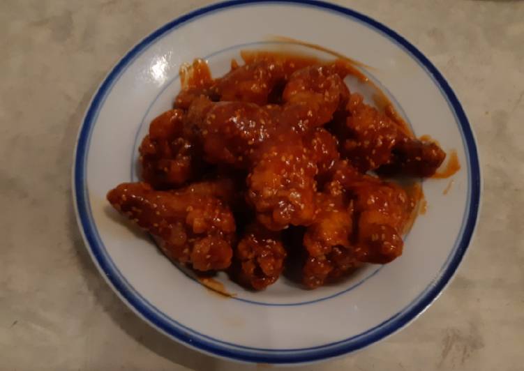 ไก่บอนชอน ซอสศรีราชา