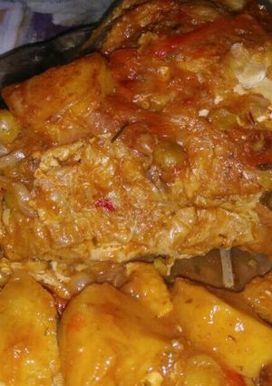 Una foto de Pollo a la cacerola 🐔🍴🍷🍗🍲