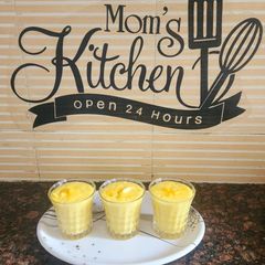 A picture of Mango smoothie.