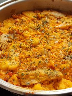 Una foto de Arroz con coliflor y alcachofas